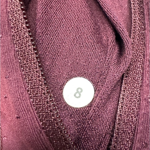 Lululemon Stride Jacket II Sz 8 In Bordeaux Drama - Picture 7 of 9